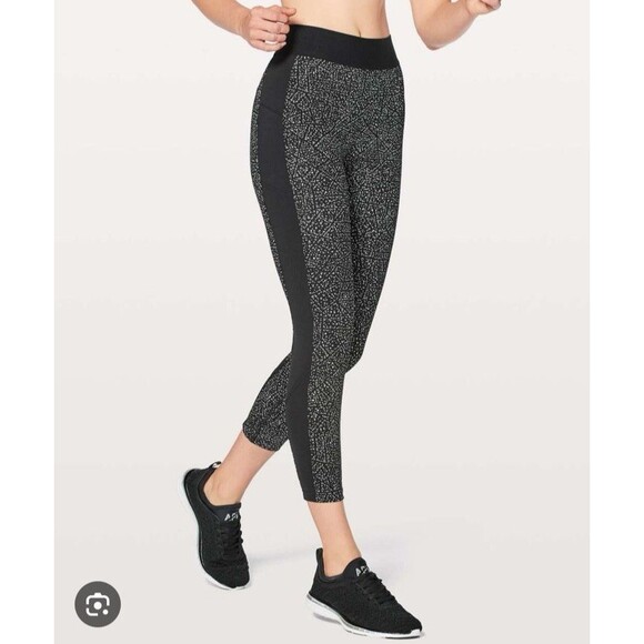 Lululemon Box It Out Tight Womens Size 8 High Rise Athletic Yoga Leggings - Picture 11 of 16